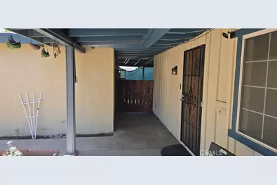 7006 Elm, San Bernardino, CA 92404 - Photo 11
