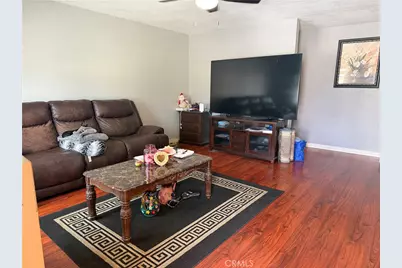223 Glenmont Court, Hemet, CA 92544 - Photo 7
