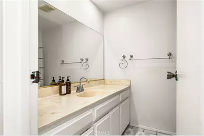 320 W 220th Unit 4, Carson, CA 90745 - Photo 23