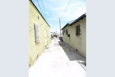 1438 W 95th Street, Los Angeles, CA 90047 - Photo 7