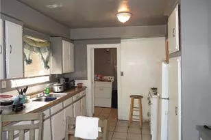 1438 W 95th St, Los Angeles, CA 90047 - Photo 17