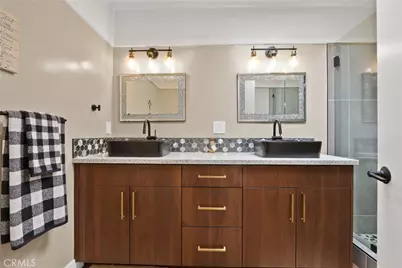 5651 Burlingame Avenue, Buena Park, CA 90621 - Photo 27