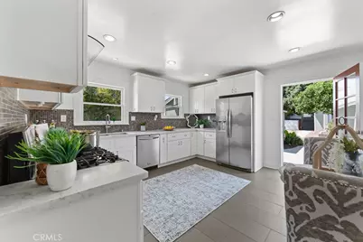 3717 Falcon Avenue, Long Beach, CA 90807 - Photo 11