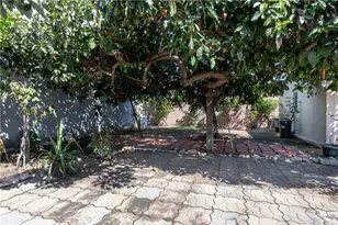 2525 Broadway, Huntington Park, CA 90255 - Photo 33