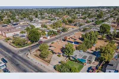 701 Normandy, Bakersfield, CA 93306 - Photo 63
