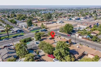 701 Normandy, Bakersfield, CA 93306 - Photo 47