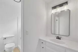 10702 Andy, Cerritos, CA 90703 - Photo 25
