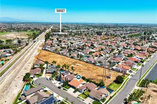 12412 Viarna, Cerritos, CA 90703 - Photo 39