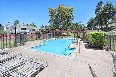 2161 Falcon Crest, Riverside, CA 92506 - Photo 21