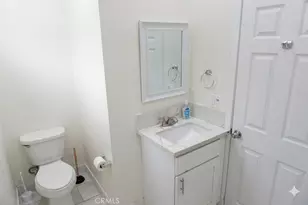 514 W 105th, Los Angeles, CA 90044 - Photo 17