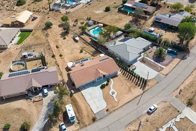 18657 Niles, Hesperia, CA 92345 - Photo 51