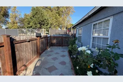 188 E 214th, Carson, CA 90745 - Photo 3