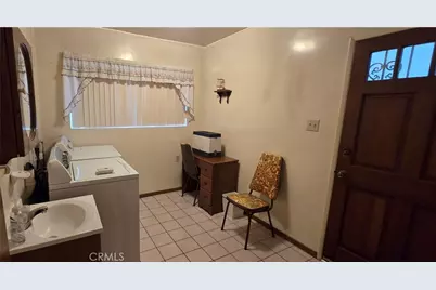 18505 Elaine, Artesia, CA 90701 - Photo 17