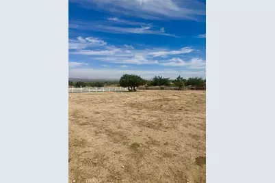 12810 E Avenue X, Pearblossom, CA 93553 - Photo 33