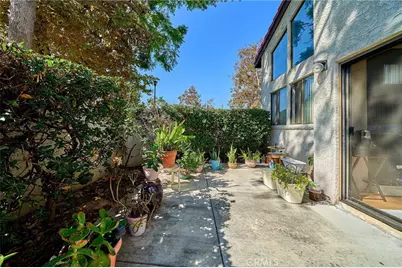 11900 Los Alisos Circle, Norwalk, CA 90650 - Photo 25
