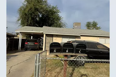 907 Kensington, Delano, CA 93215 - Photo 1