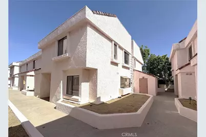 9906 Owensmouth #12, Chatsworth, CA 91311 - Photo 13