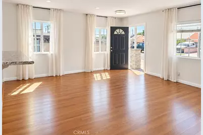 5752 Chestnut, Long Beach, CA 90805 - Photo 9