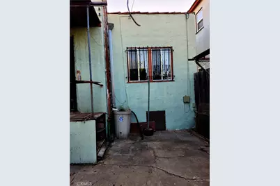 6812 S Van Ness, Los Angeles, CA 90047 - Photo 23