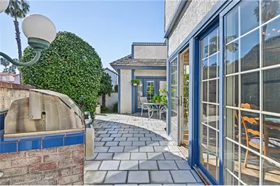 40 E Neapolitan Lane, Long Beach, CA 90803 - Photo 59