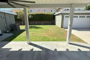 10709 S 8th Ave, Inglewood, CA 90303 - Photo 21