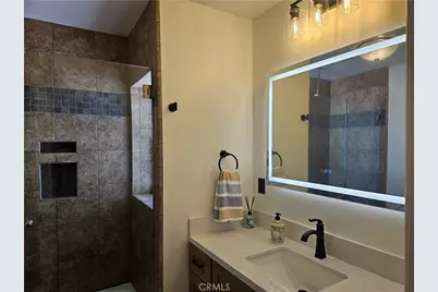 1339 N Kenwood, Burbank, CA 91505 - Photo 5