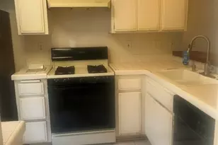 12750 Centralia, Lakewood, CA 90715 - Photo 5