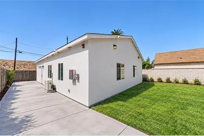 2217 San Francisco Avenue, Long Beach, CA 90806 - Photo 17