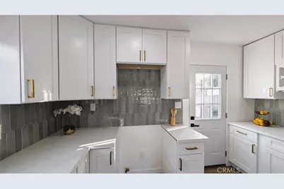1334 School, Compton, CA 90220 - Photo 13