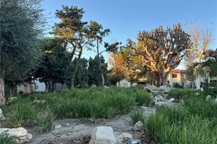2521 W Sunflower Ave, Santa Ana, CA 92704 - Photo 41