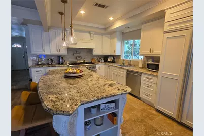 10432 Rexford Drive, Cypress, CA 90630 - Photo 17
