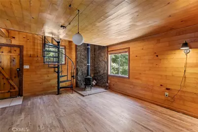 25626 Mid Lane, Twin Peaks, CA 92391 - Photo 23