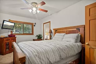 226 Holiday Dr, Lake Arrowhead, CA 92352 - Photo 25