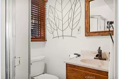 226 Holiday Drive, Lake Arrowhead, CA 92352 - Photo 39