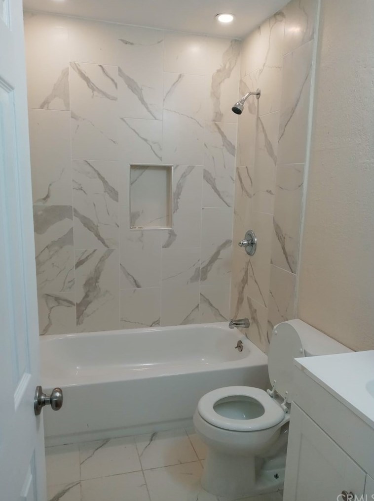 1725 Forane St, Barstow CA  92311-5611 exterior