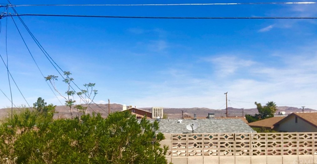 1725 Forane St, Barstow CA  92311-5611 exterior