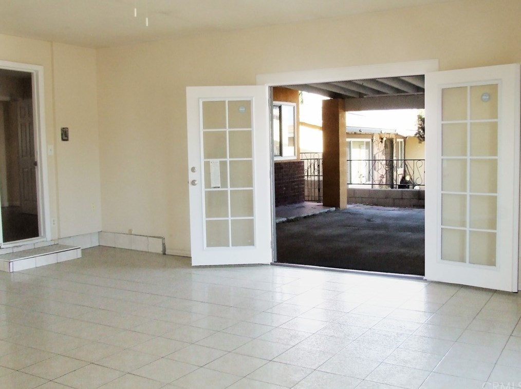 1725 Forane St, Barstow CA  92311-5611 exterior