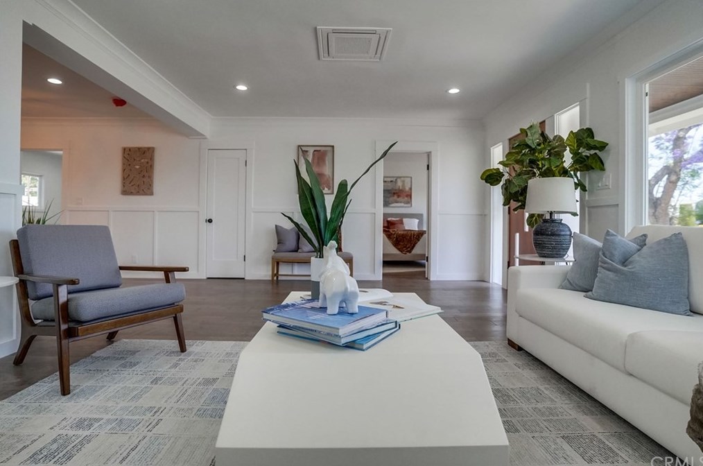 1441 52nd St, Los Angeles CA  90011-4903 exterior