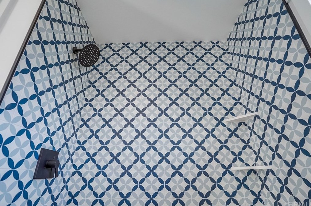 1441 52nd St, Los Angeles CA  90011-4903 exterior