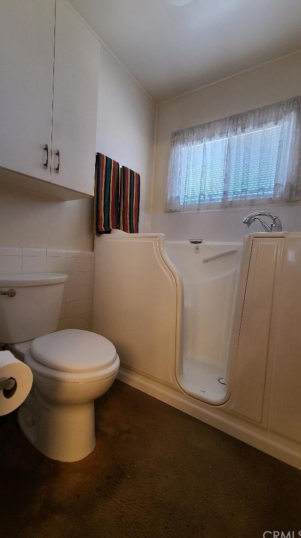 725 110 St, Los Angeles CA  90044-4322 exterior