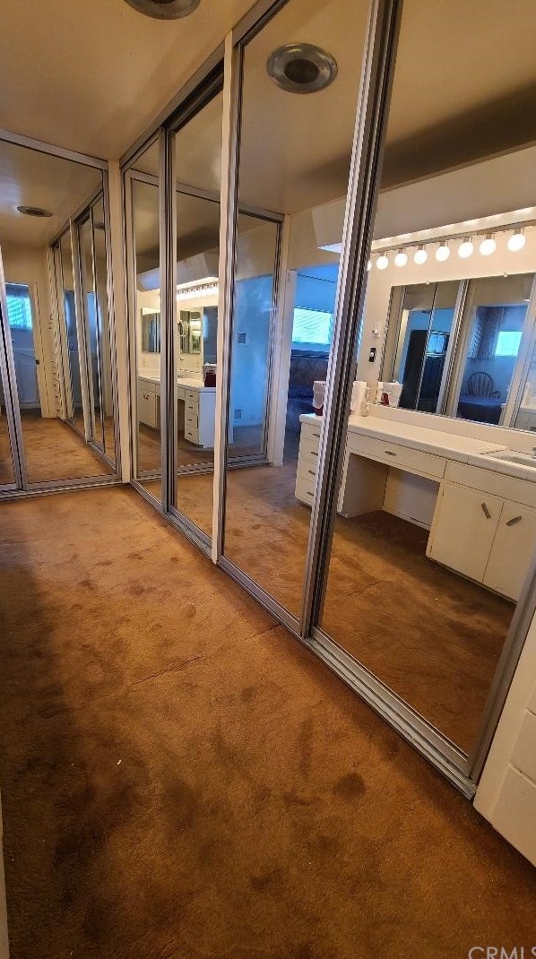 725 110 St, Los Angeles CA  90044-4322 exterior