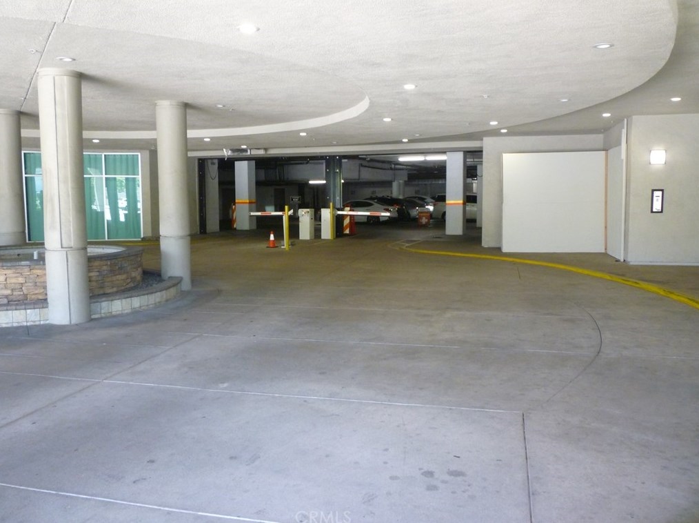 267 San Pedro St, Los Angeles CA  90012-3874 exterior
