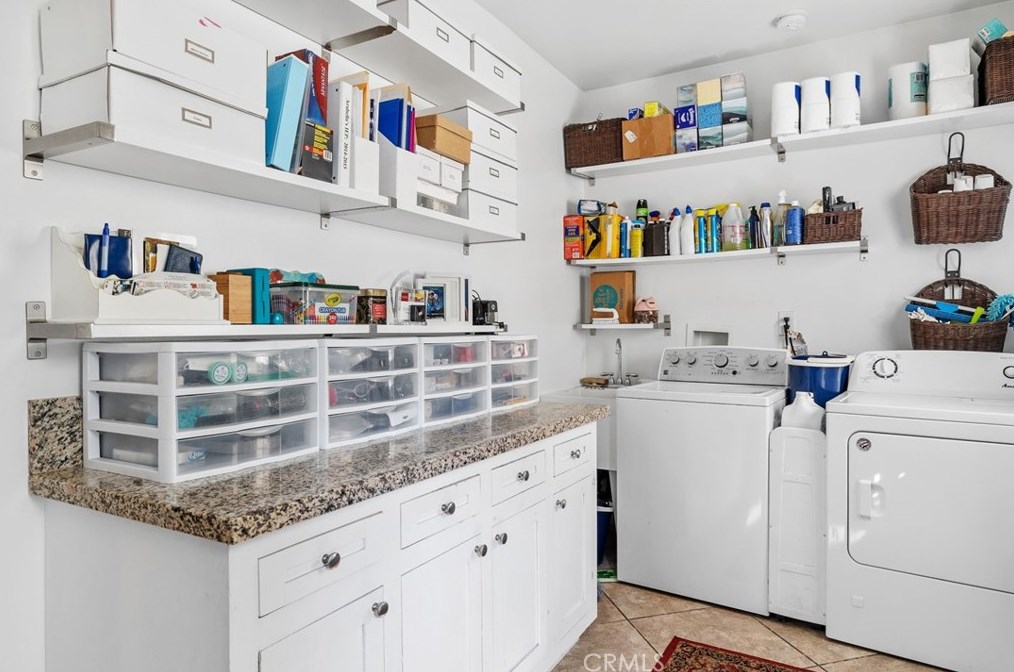 2754 Kenwood Ave, Los Angeles CA  90007-2106 exterior