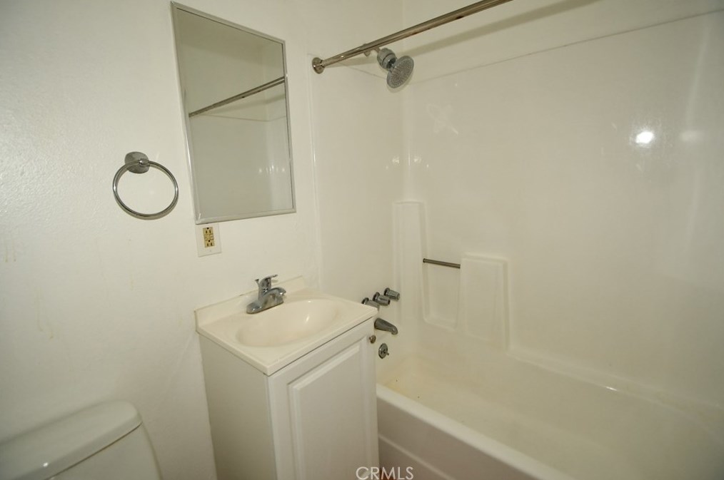 9015 Hubbard St, Los Angeles CA  90232-2404 exterior