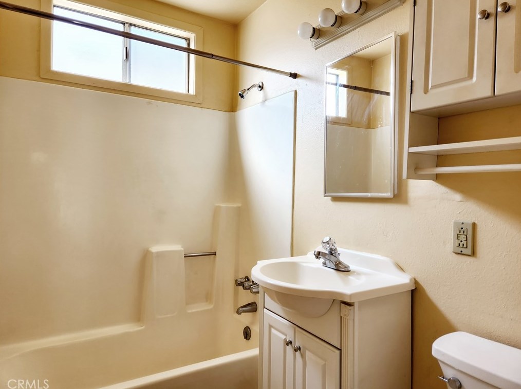 9015 Hubbard St, Los Angeles CA  90232-2404 exterior