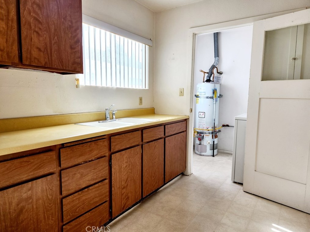 9015 Hubbard St, Los Angeles CA  90232-2404 exterior