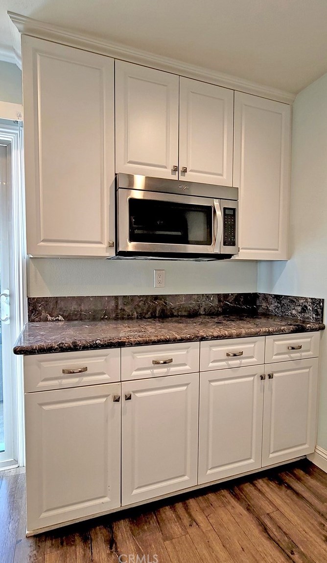 8059 Worthy Dr, Westminster CA  92683-7151 exterior