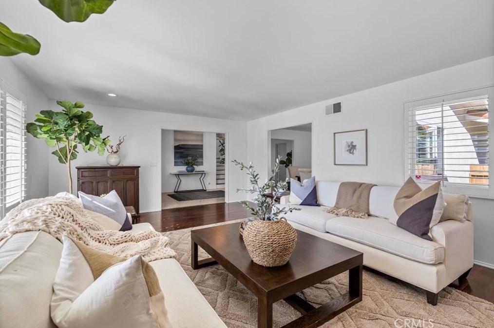 30845 Via La Cresta, Palos Verdes Estates, CA 90275