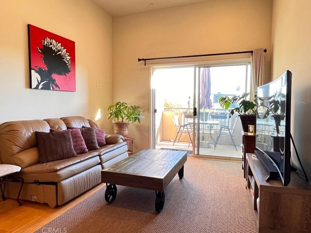 3636 Jasmine Ave, Los Angeles CA  90034-5284 exterior