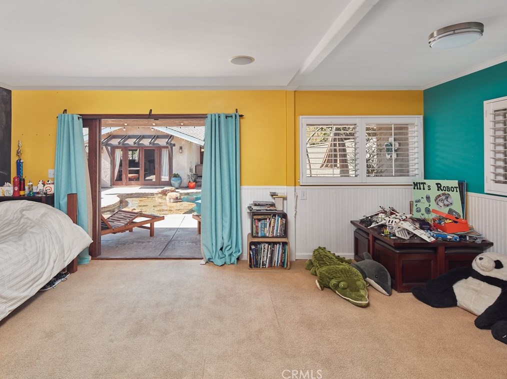 815 California St, El Segundo CA  90245-3250 exterior